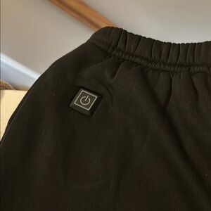 NWOT. Kids fleece lined heated pants. Black size small.